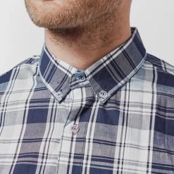 Regatta Men’s Efan Short Sleeve Shirt -Rab Adventure Deals go 261116 d